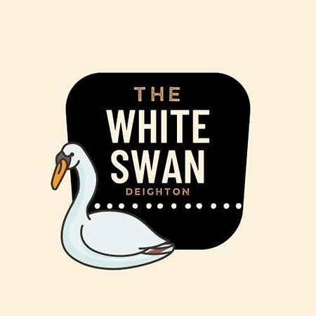 The White Swan Deighton Hotell York Exteriör bild